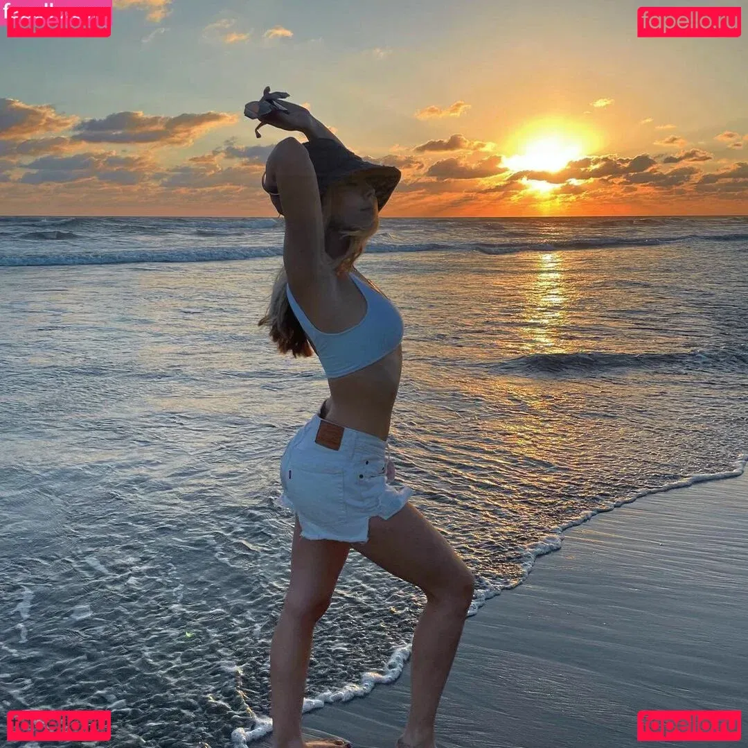 Danna Paola Onlyfans Photo Gallery 