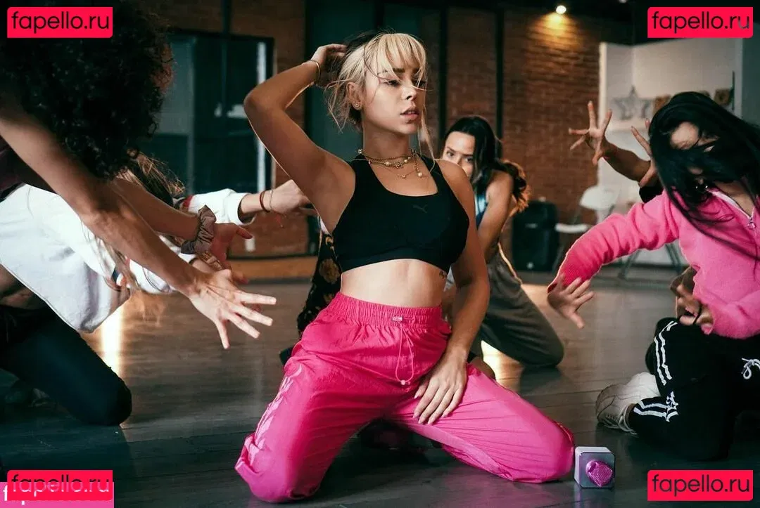 Danna Paola Onlyfans Photo Gallery 