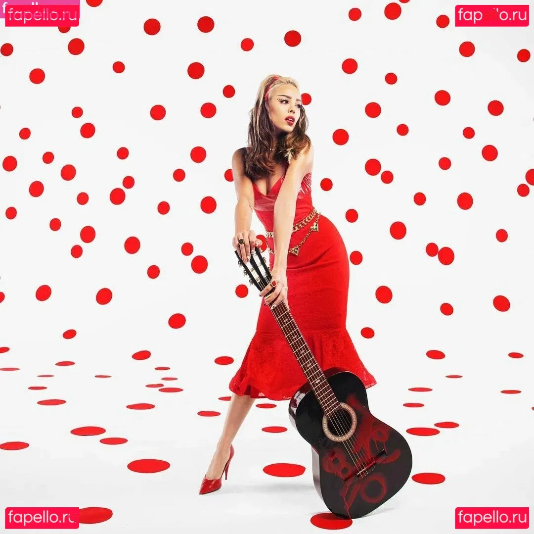 Danna Paola Onlyfans Photo Gallery 