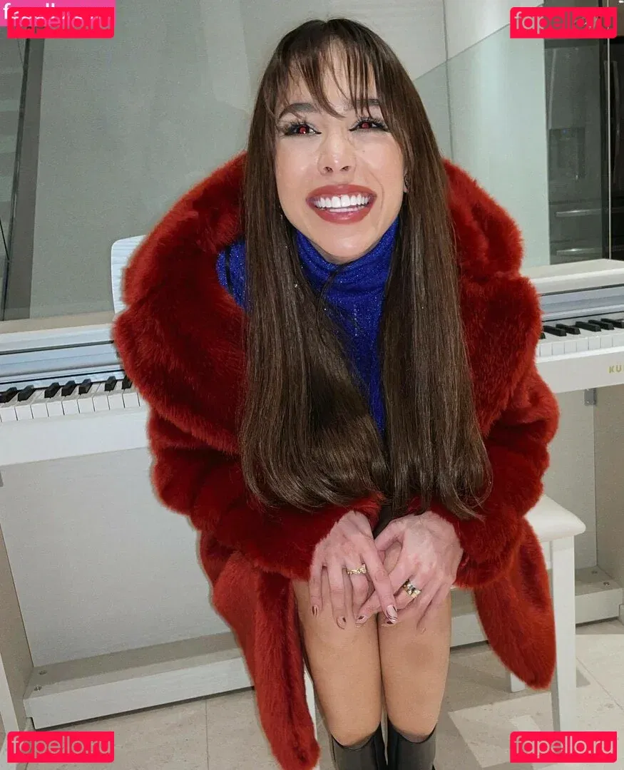 Danna Paola Onlyfans Photo Gallery 