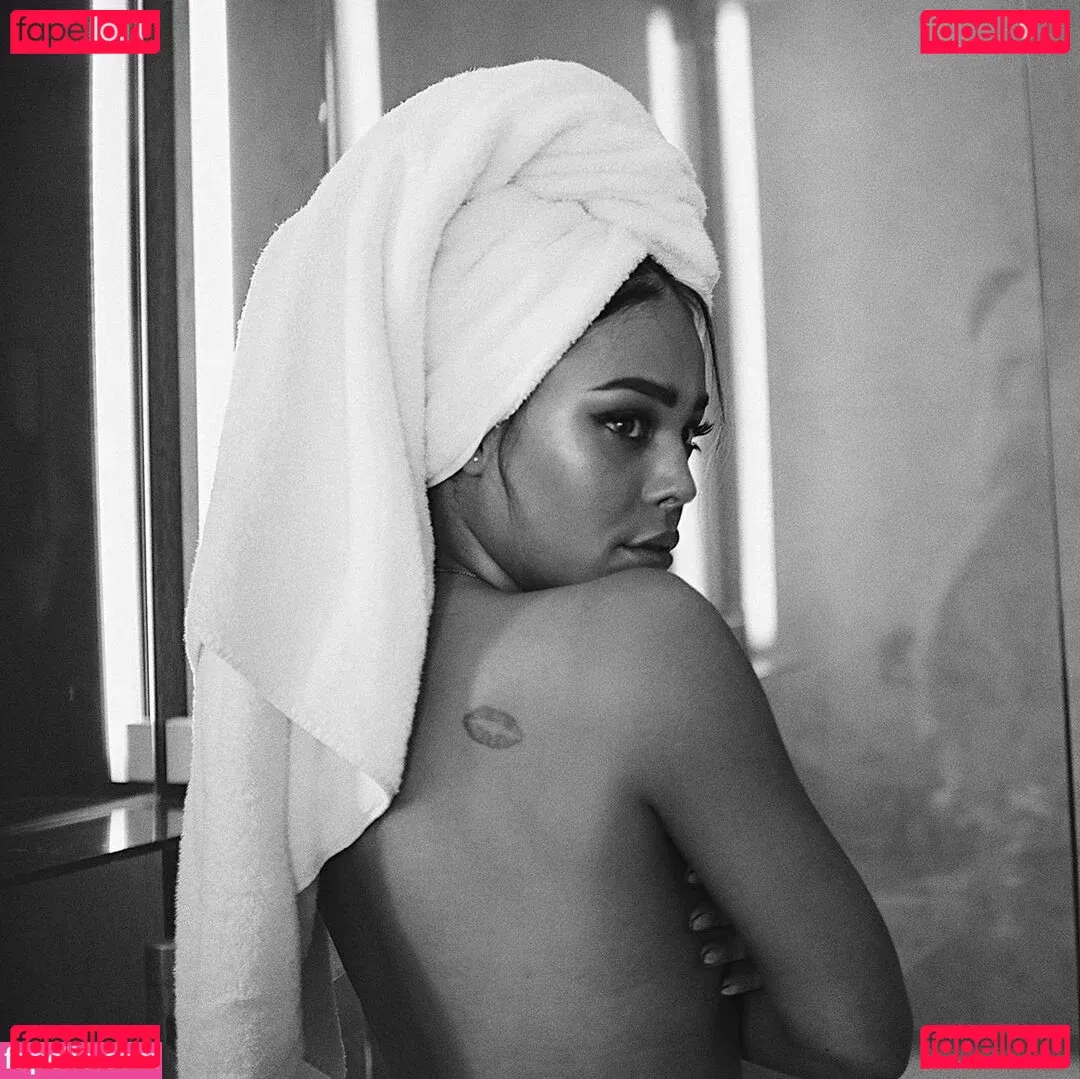 Danna Paola Onlyfans Photo Gallery 