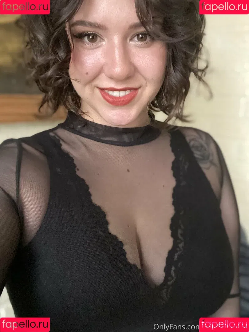 oliveapple42 Onlyfans Photo Gallery 