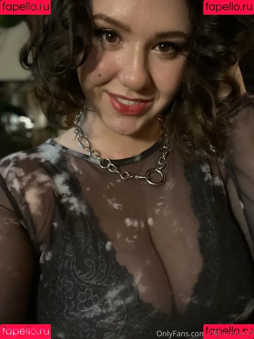 oliveapple42 Onlyfans Photo Gallery 