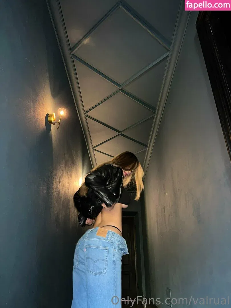 valrual Onlyfans Photo Gallery 