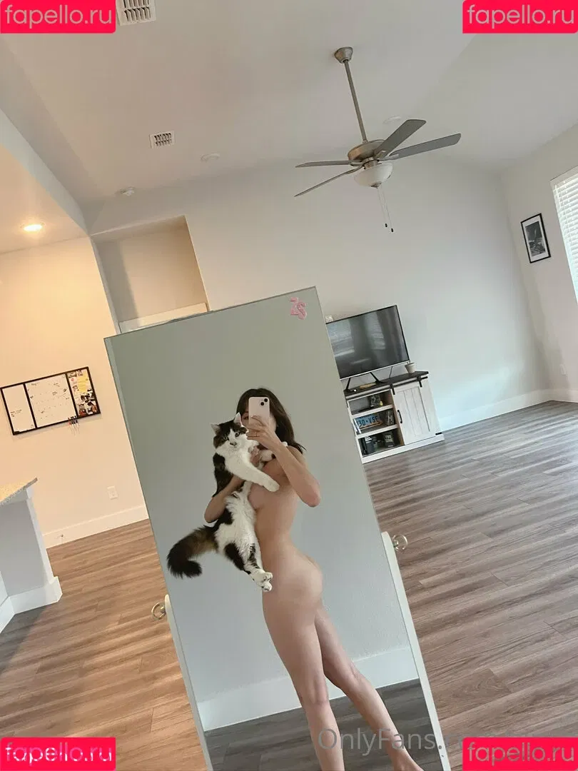 zipoz Onlyfans Photo Gallery 