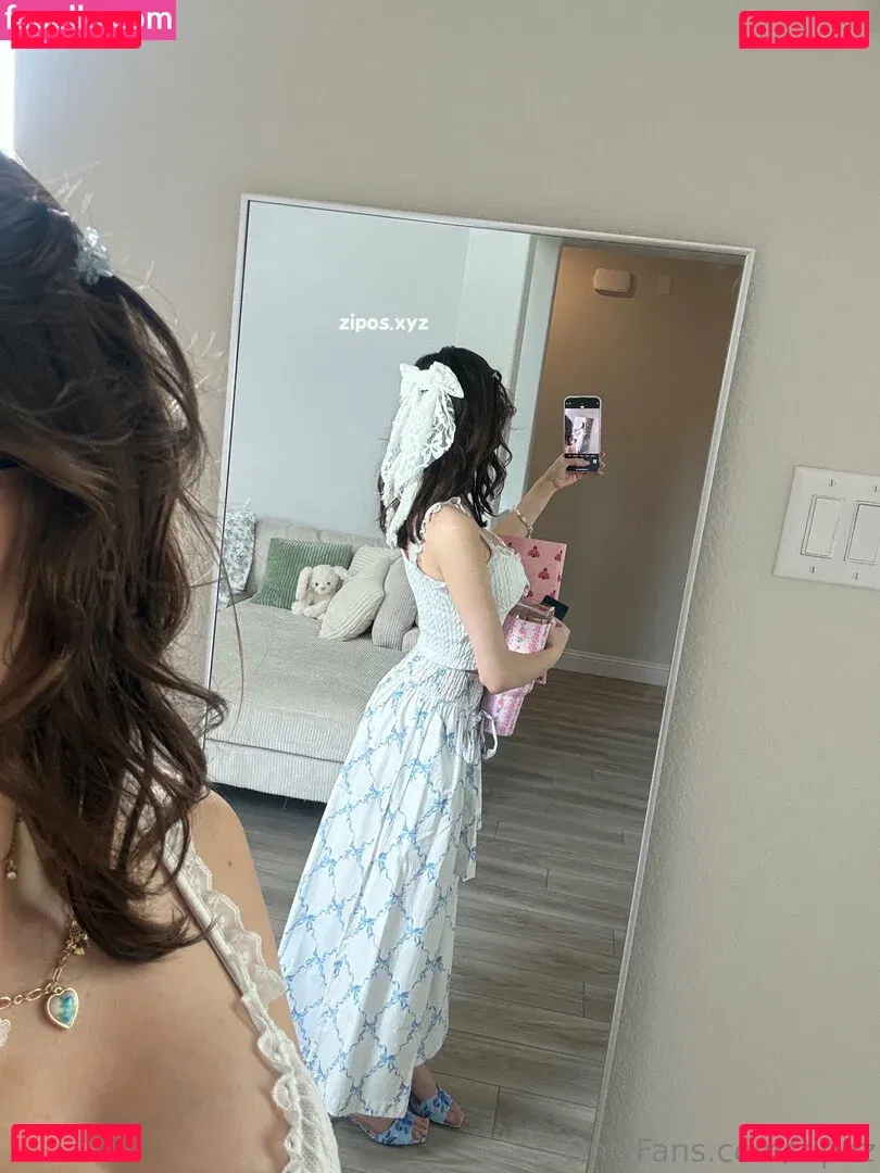 zipoz Onlyfans Photo Gallery 