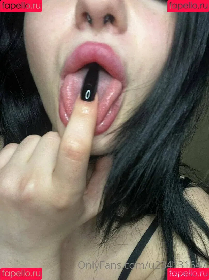 ann_d_voure Onlyfans Photo Gallery 