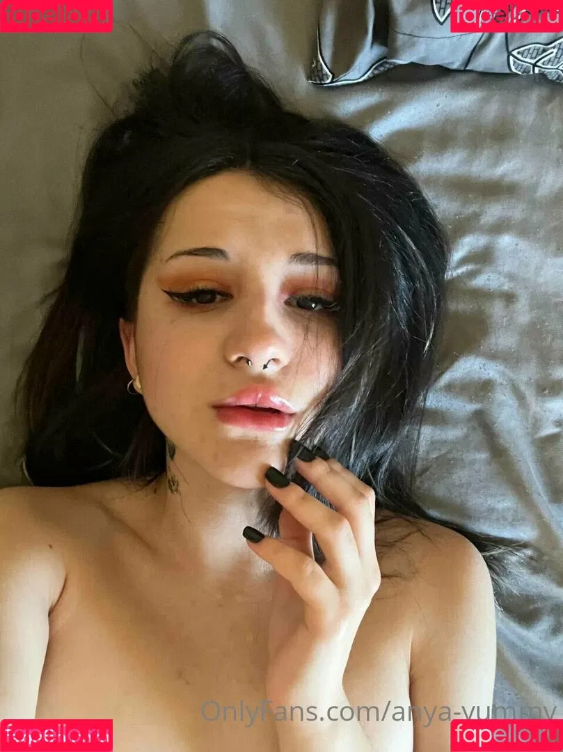 ann_d_voure Onlyfans Photo Gallery 
