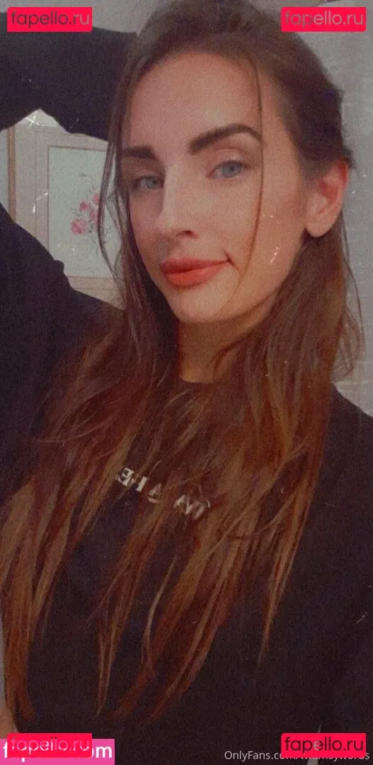 whimsywords Onlyfans Photo Gallery 