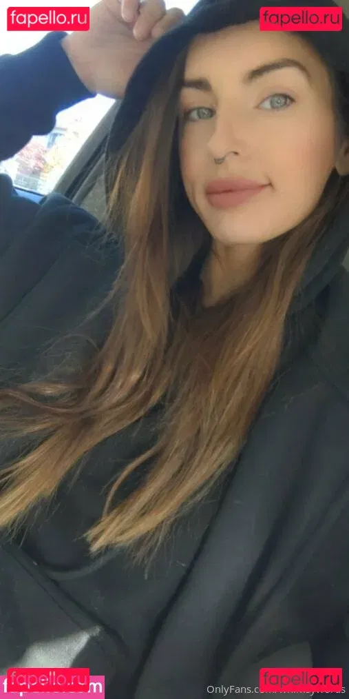 whimsywords Onlyfans Photo Gallery 