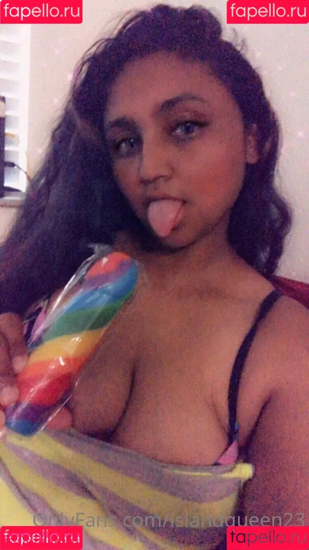 islandqueen23 Onlyfans Photo Gallery 