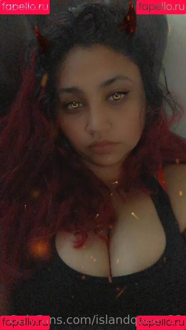 islandqueen23 Onlyfans Photo Gallery 