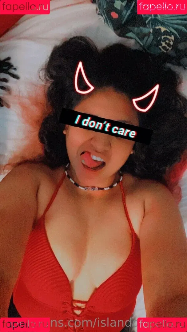 islandqueen23 Onlyfans Photo Gallery 