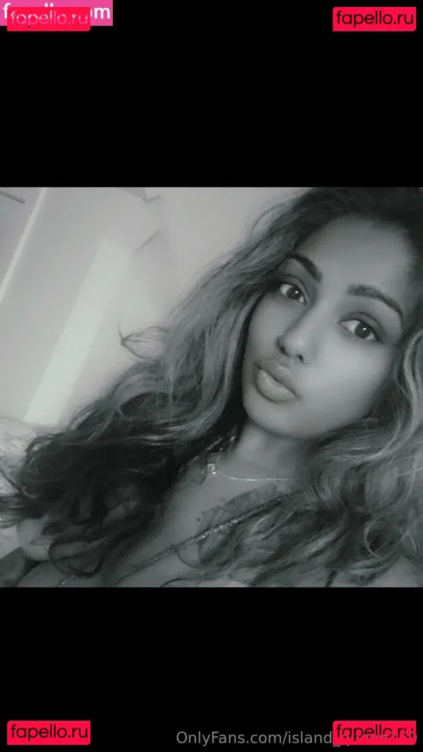 islandqueen23 Onlyfans Photo Gallery 