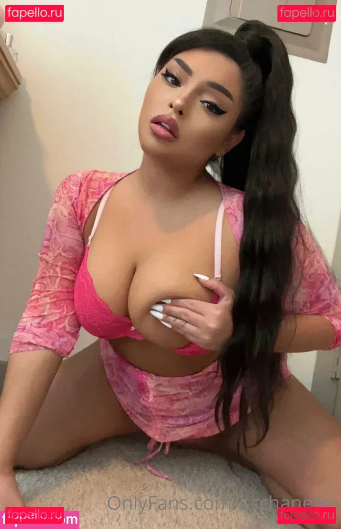 itschanelxo Onlyfans Photo Gallery 