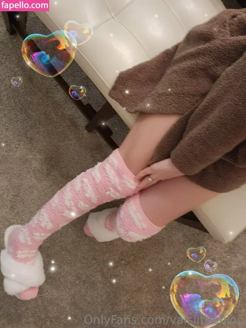 valvestia Onlyfans Photo Gallery 