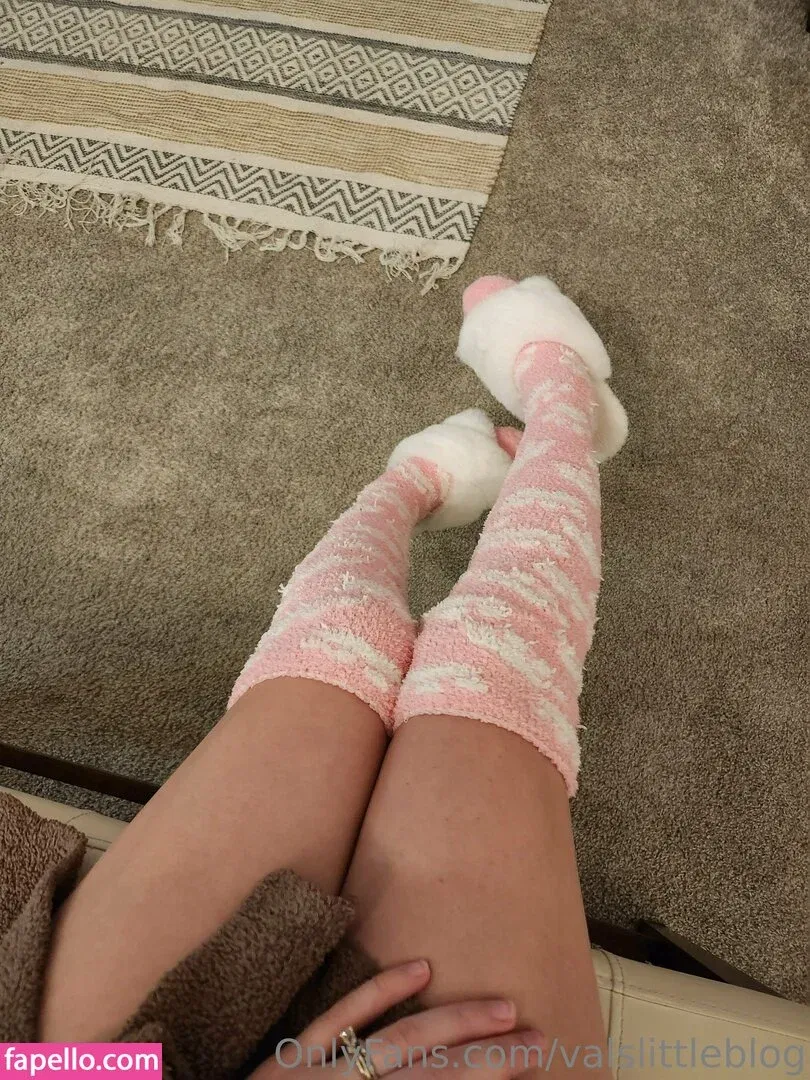 valvestia Onlyfans Photo Gallery 