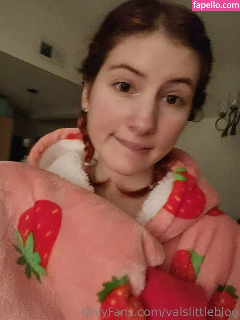 valvestia Onlyfans Photo Gallery 