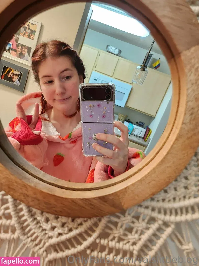 valvestia Onlyfans Photo Gallery 