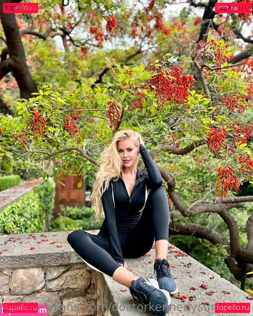 doctorkennedysummers Onlyfans Photo Gallery 