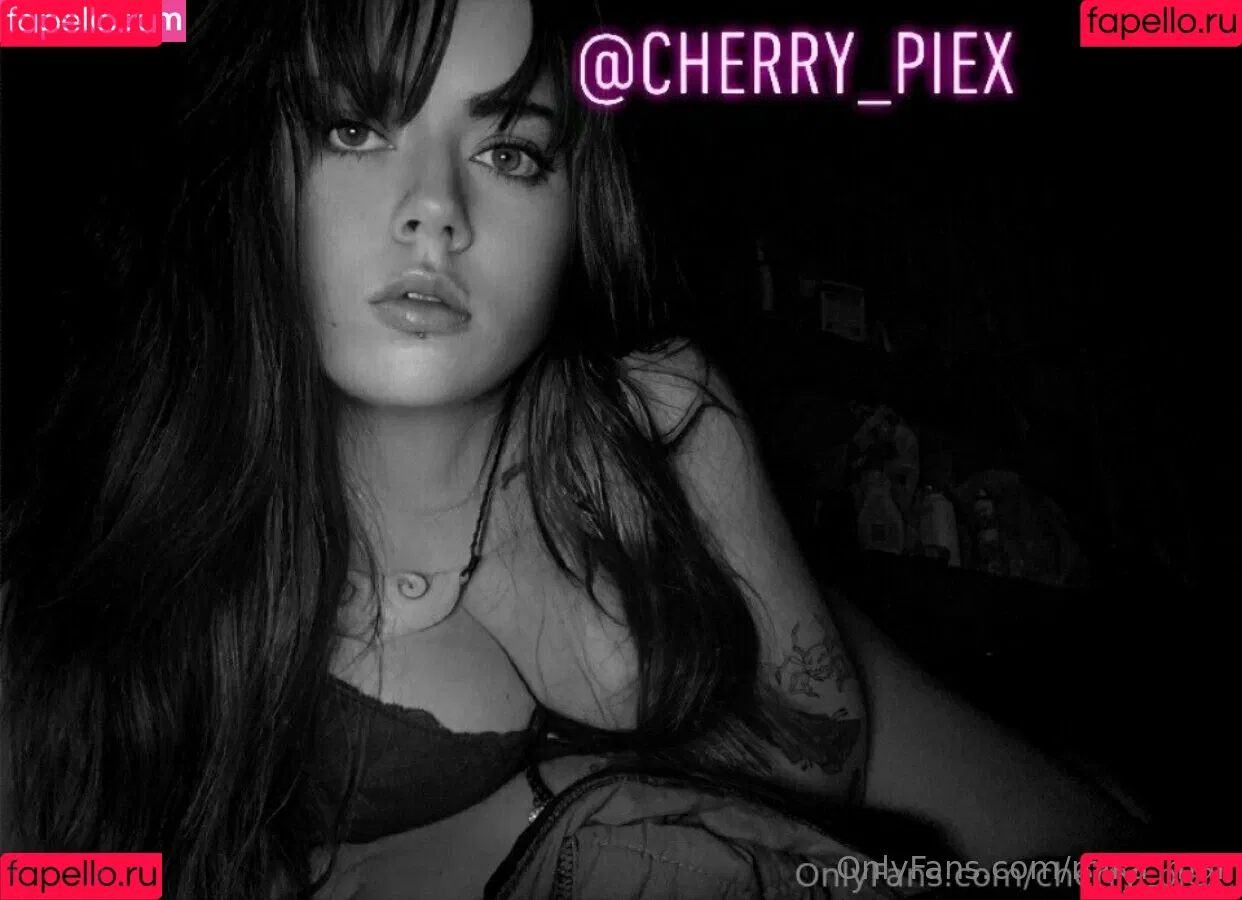 mika_mar Onlyfans Photo Gallery 