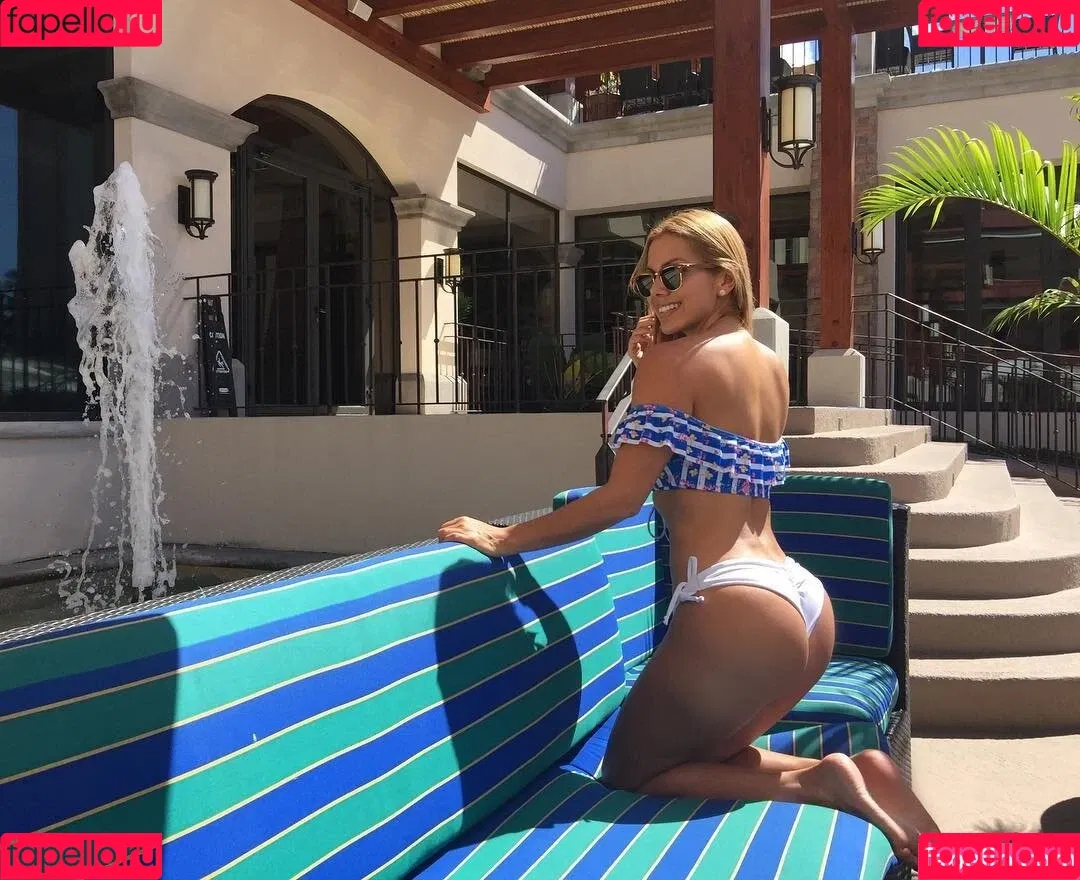 Ana Lucia Vega Onlyfans Photo Gallery 