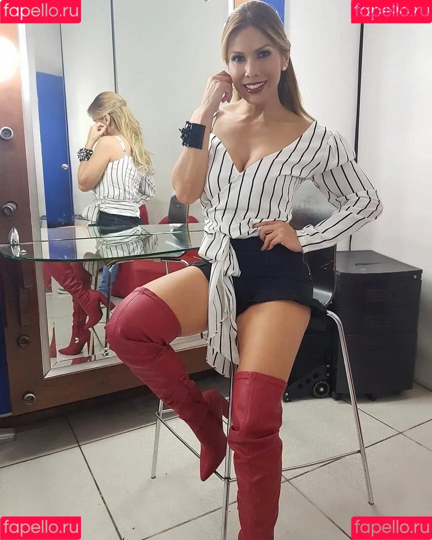 Ana Lucia Vega Onlyfans Photo Gallery 