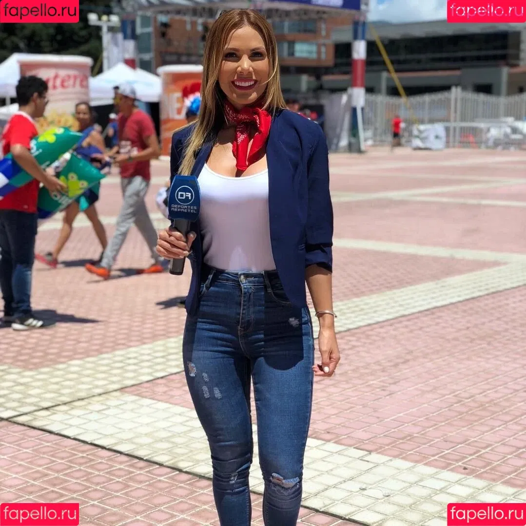 Ana Lucia Vega Onlyfans Photo Gallery 