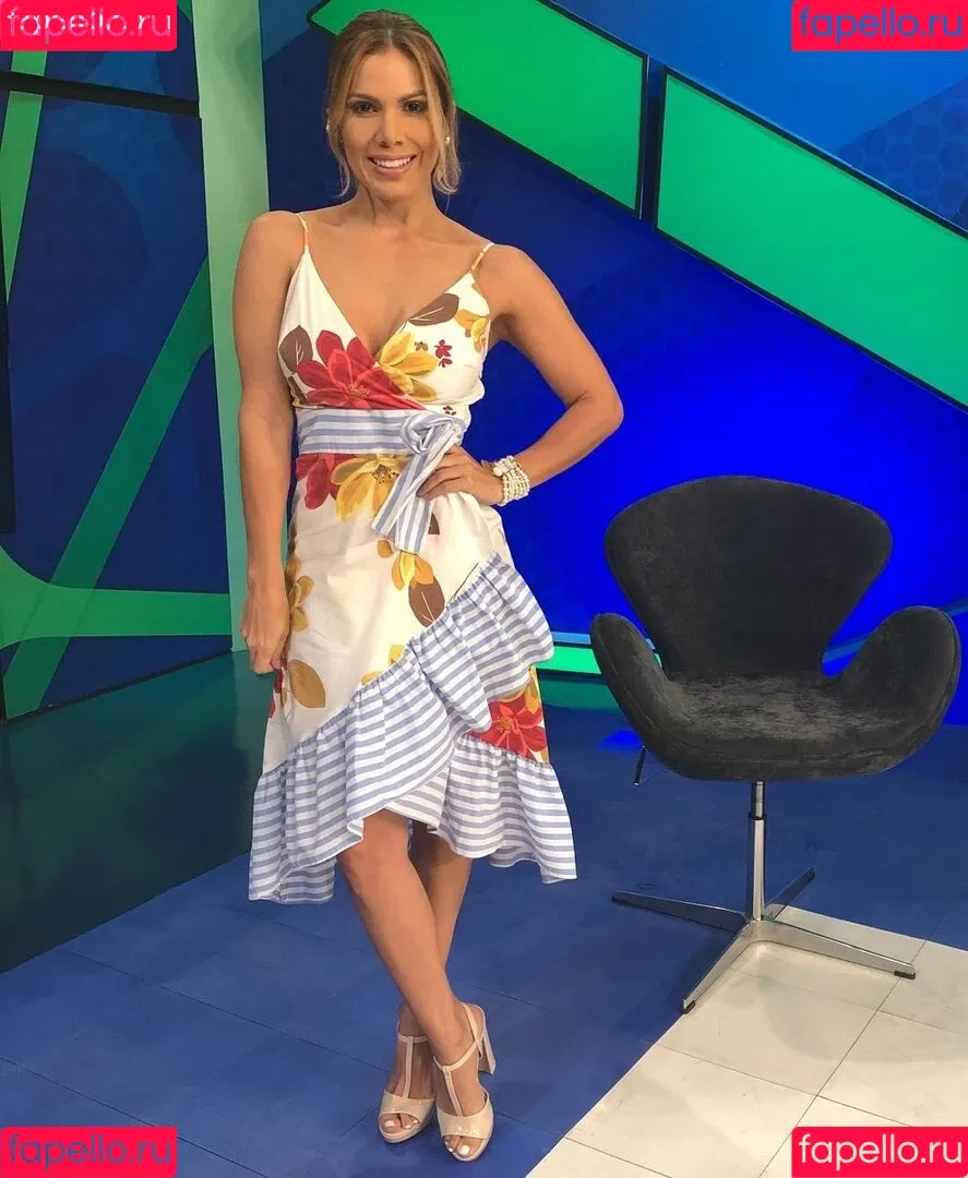 Ana Lucia Vega Onlyfans Photo Gallery 