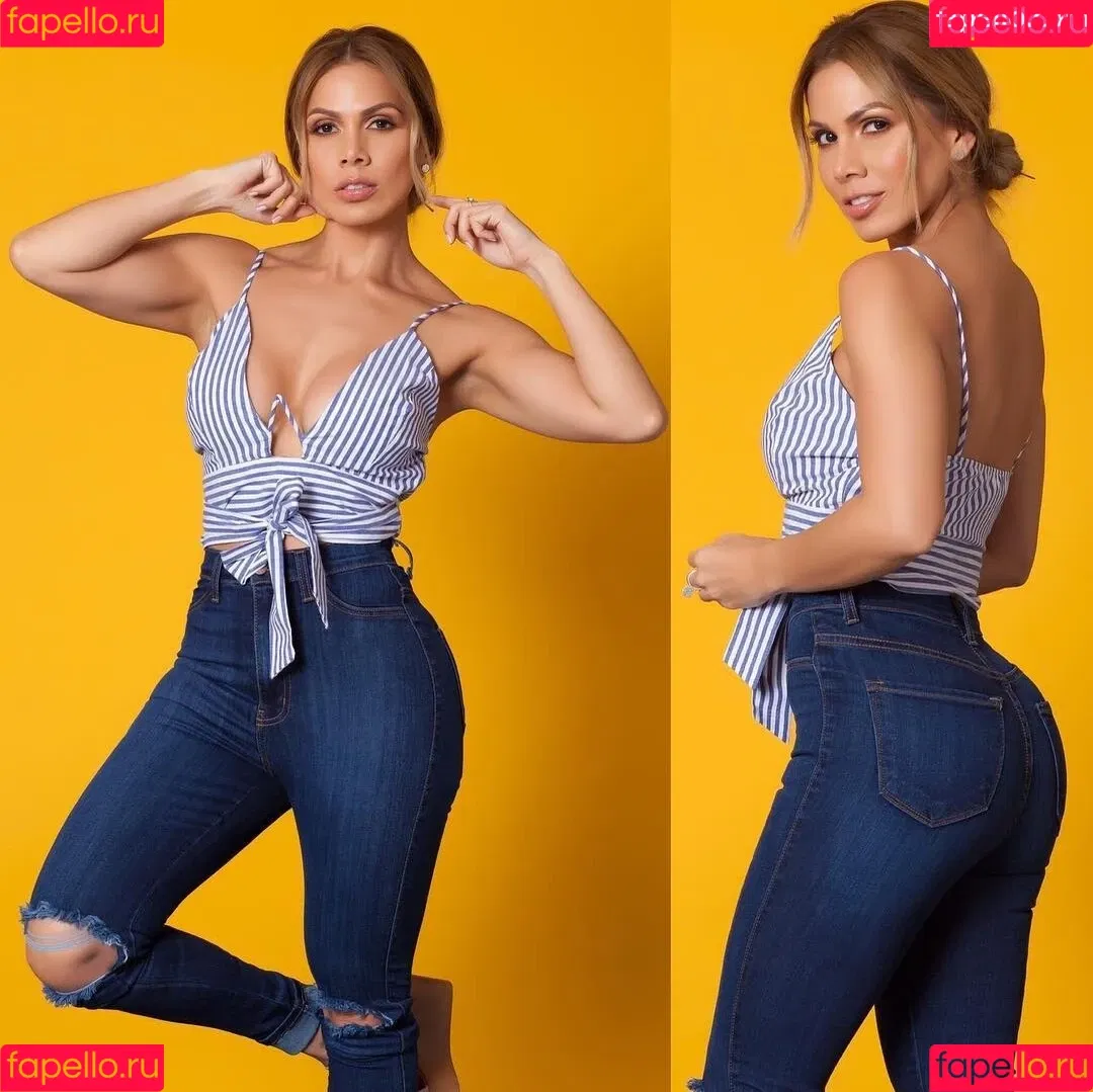 Ana Lucia Vega Onlyfans Photo Gallery 