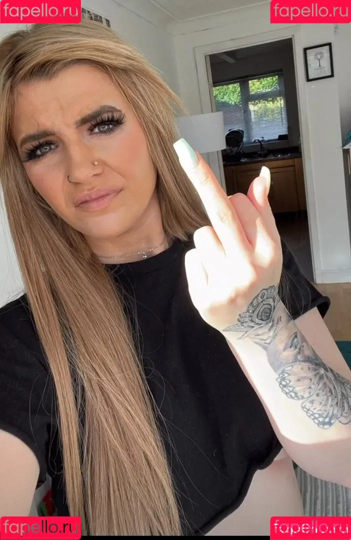 Megann22 Onlyfans Photo Gallery 
