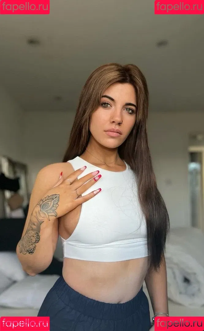 Megann22 Onlyfans Photo Gallery 