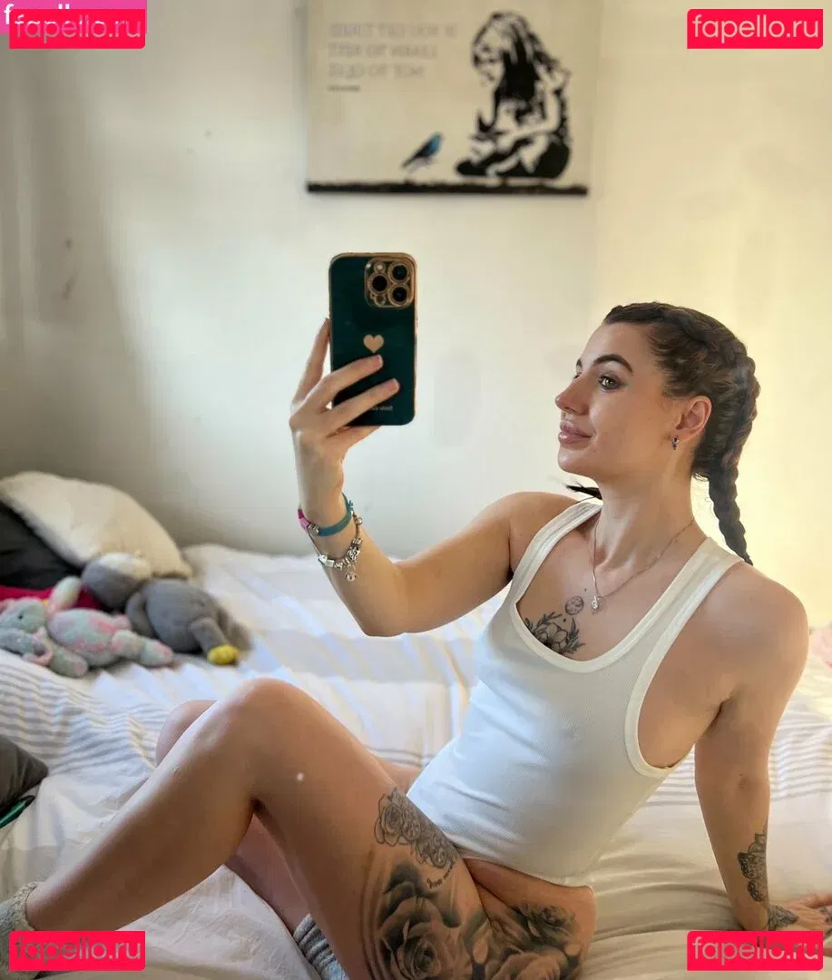 Megann22 Onlyfans Photo Gallery 