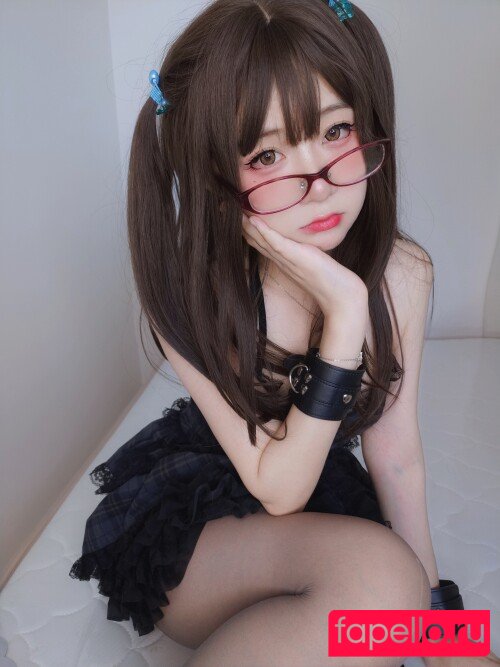 yaoyaole Nude Onlyfans Photo 3