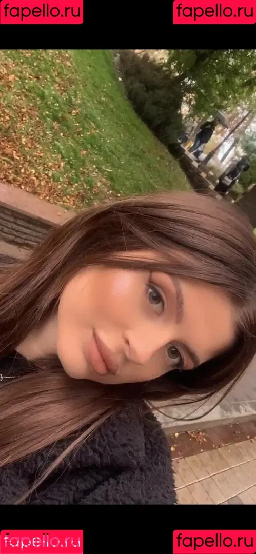 kira_kirraa Onlyfans Photo Gallery 