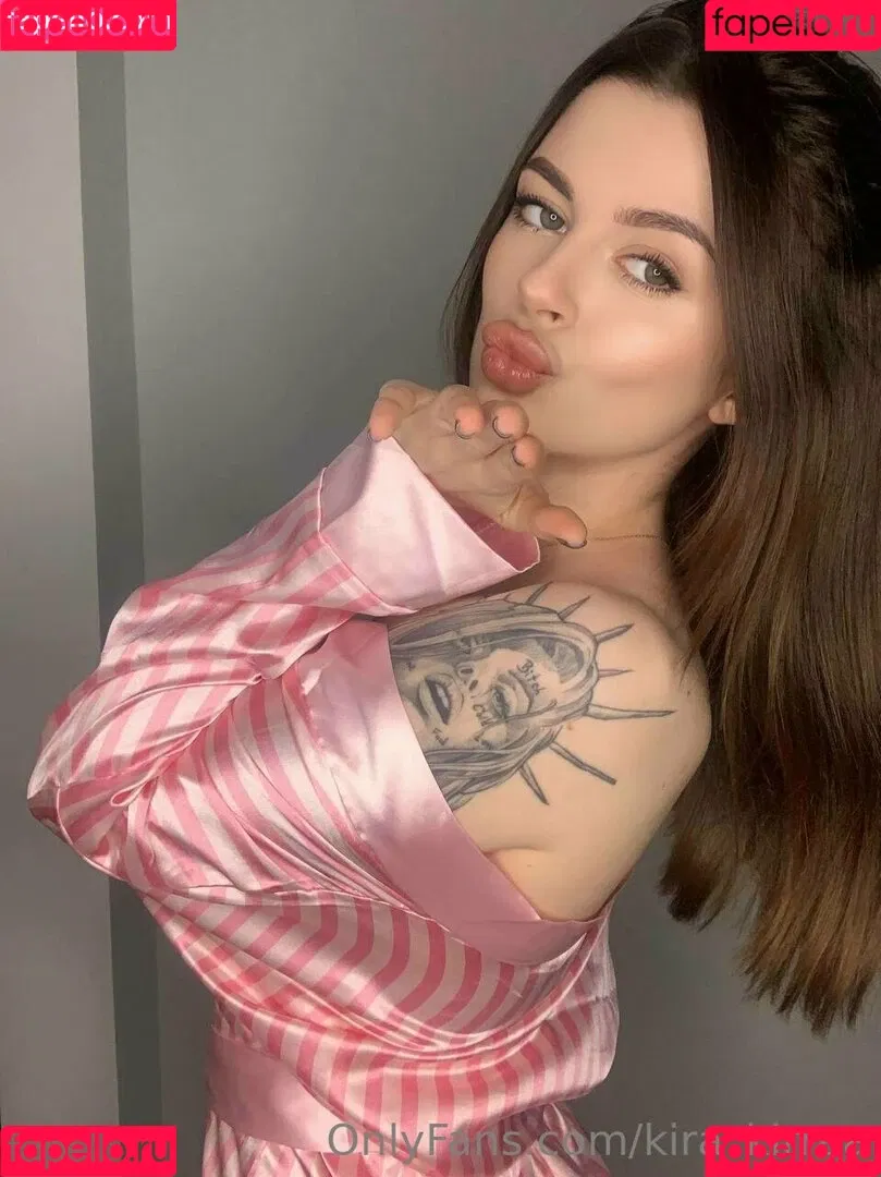 kira_kirraa Onlyfans Photo Gallery 