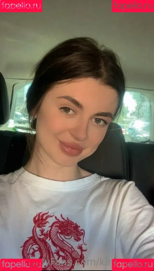kira_kirraa Onlyfans Photo Gallery 