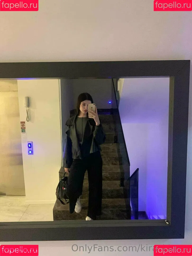kira_kirraa Onlyfans Photo Gallery 
