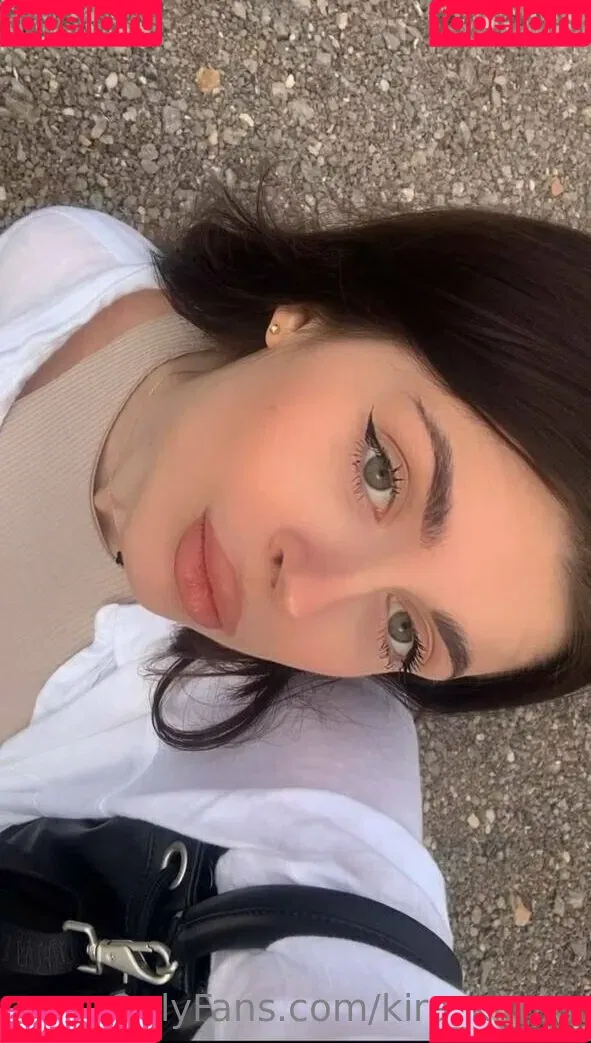 kira_kirraa Onlyfans Photo Gallery 