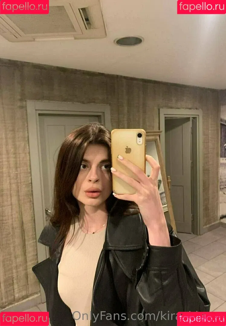 kira_kirraa Onlyfans Photo Gallery 