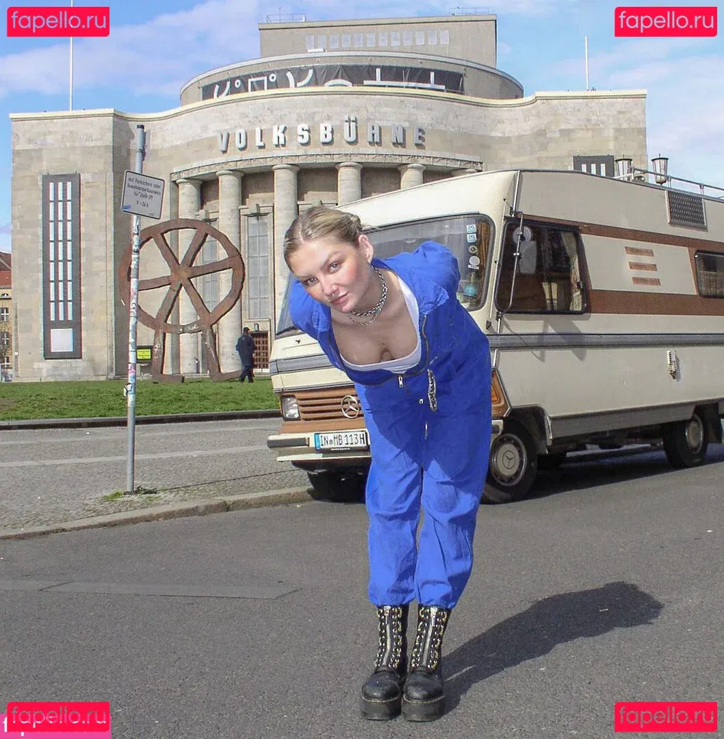 Julia Wulf Onlyfans Photo Gallery 