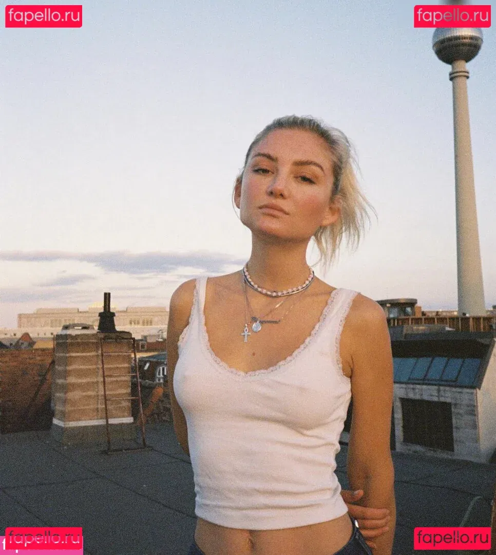 Julia Wulf Onlyfans Photo Gallery 