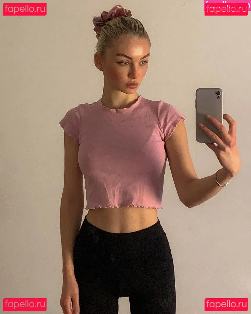 Julia Wulf Onlyfans Photo Gallery 