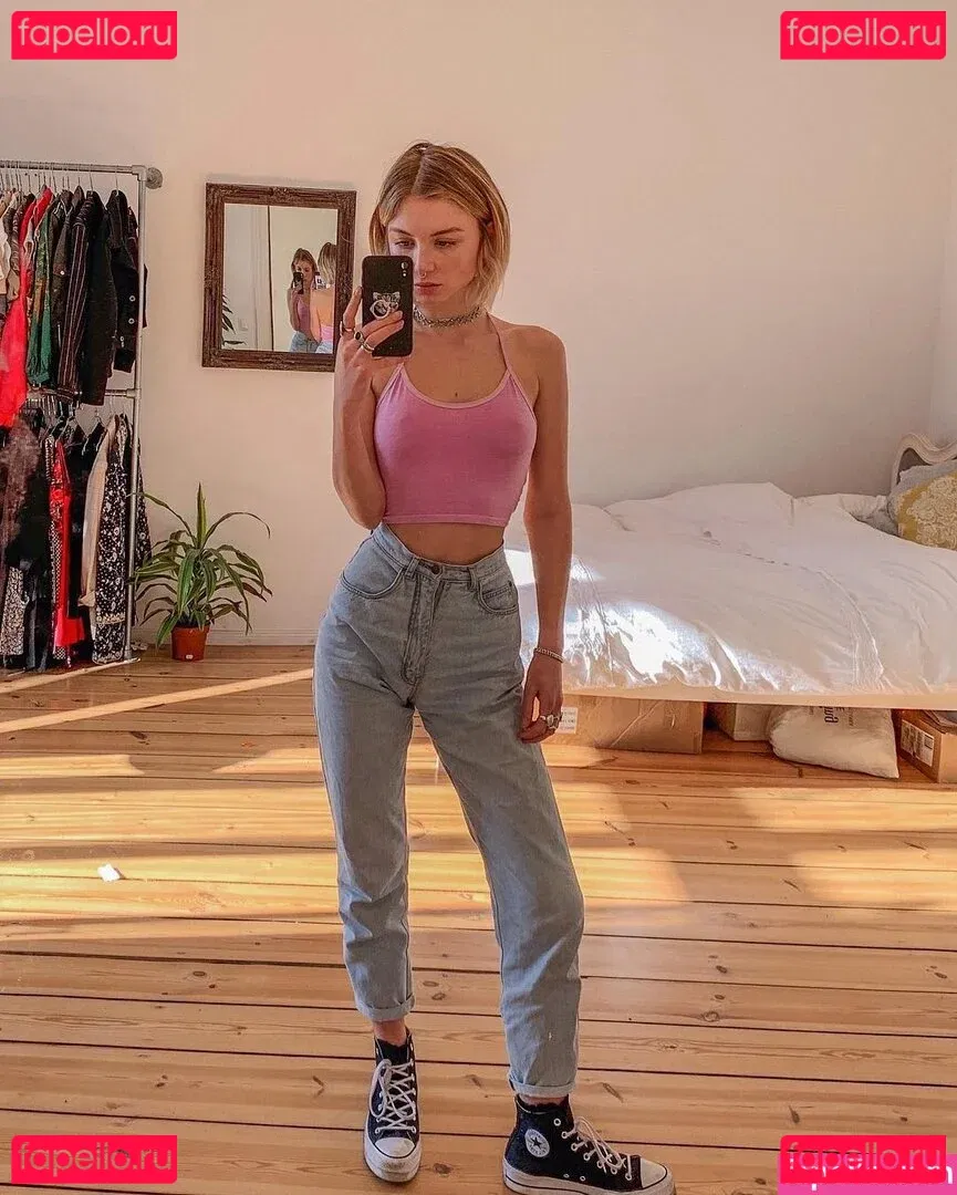 Julia Wulf Onlyfans Photo Gallery 