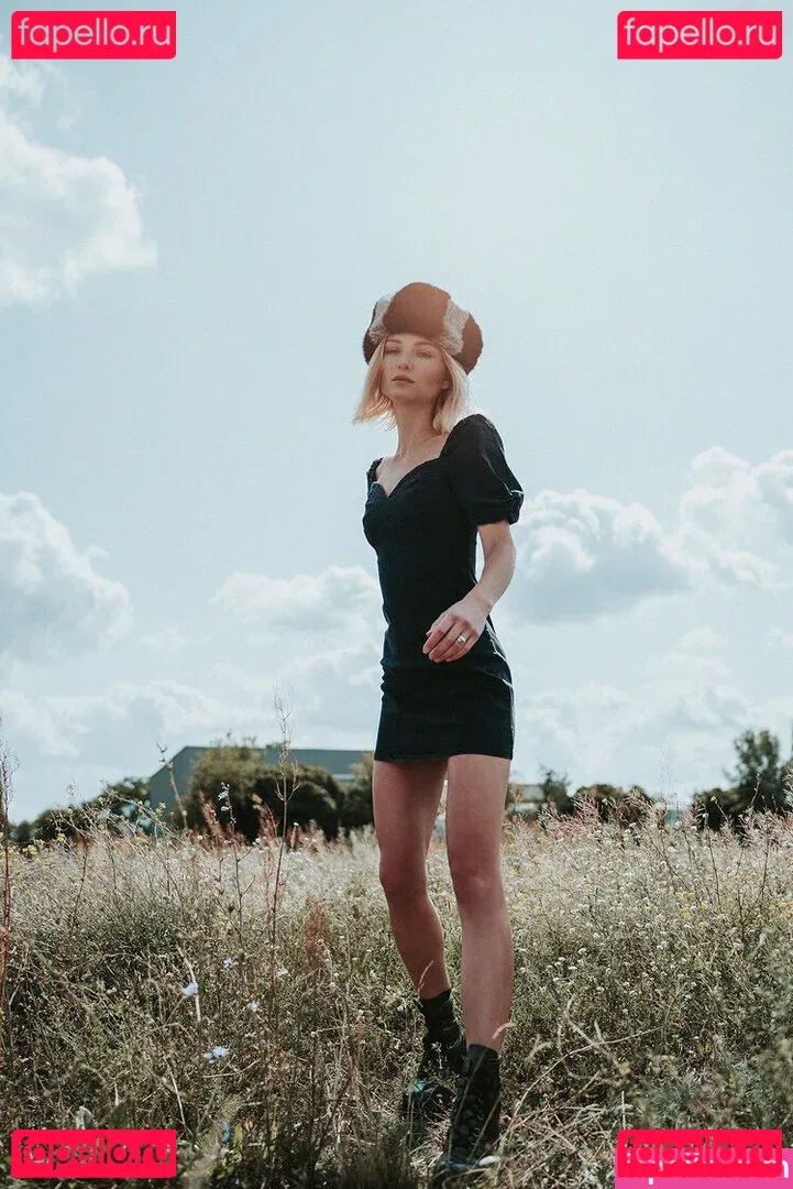 Julia Wulf Onlyfans Photo Gallery 