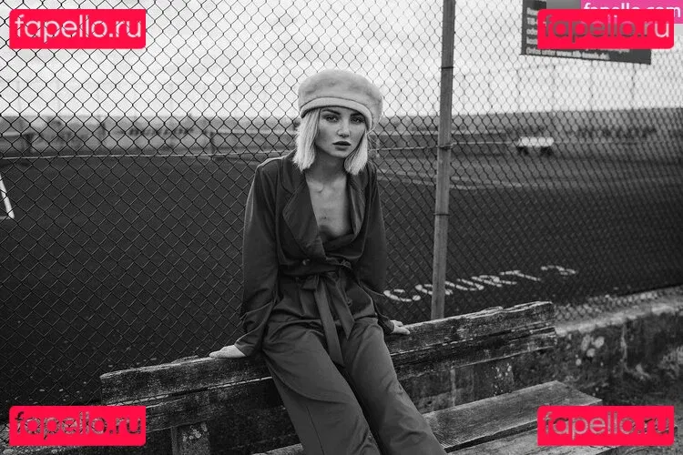 Julia Wulf Onlyfans Photo Gallery 