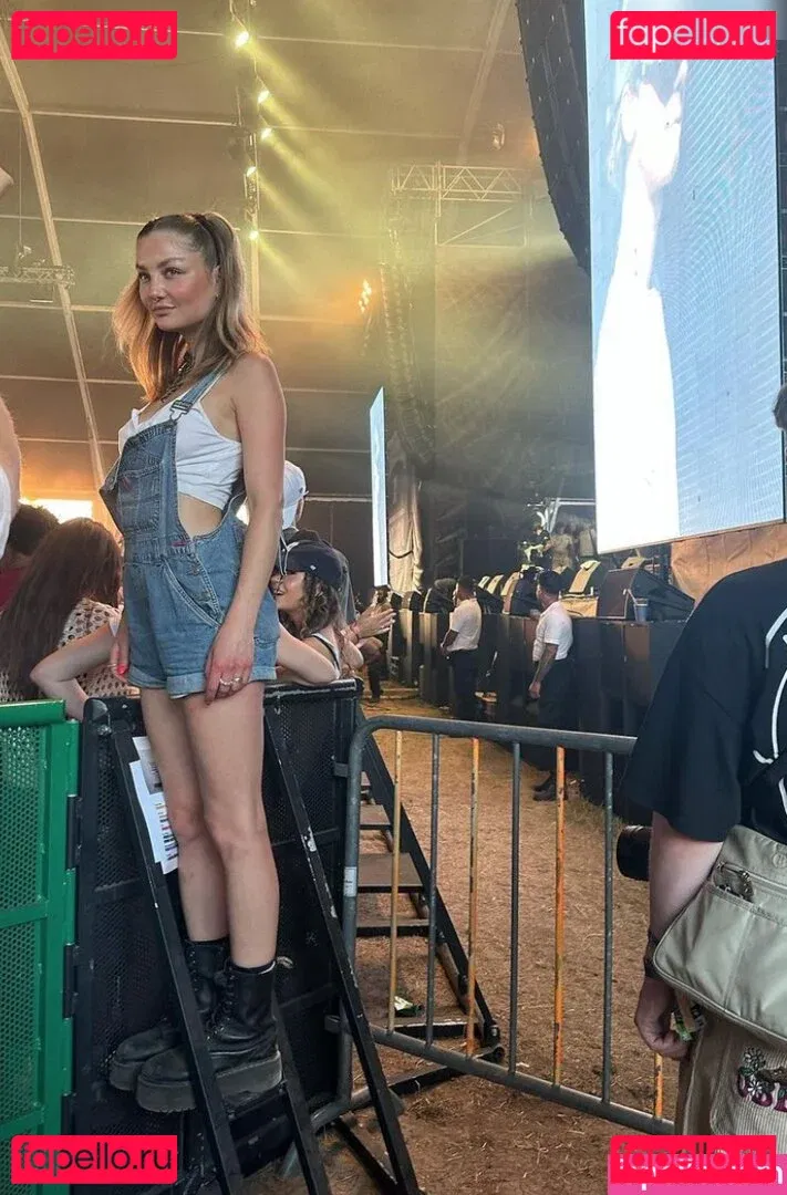 Julia Wulf Onlyfans Photo Gallery 