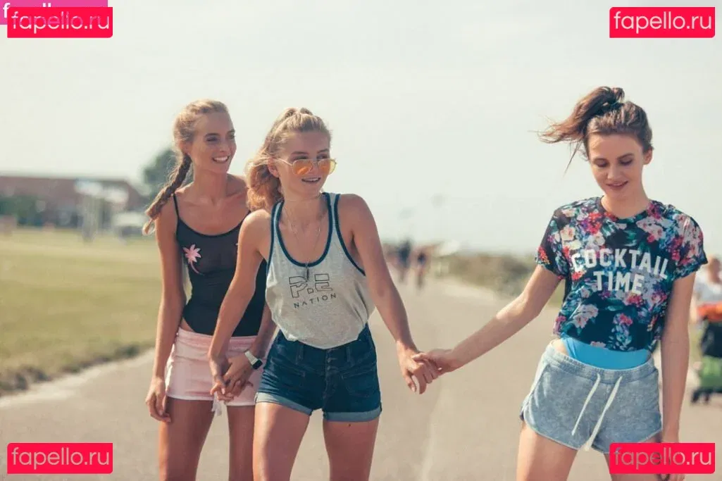 Julia Wulf Onlyfans Photo Gallery 