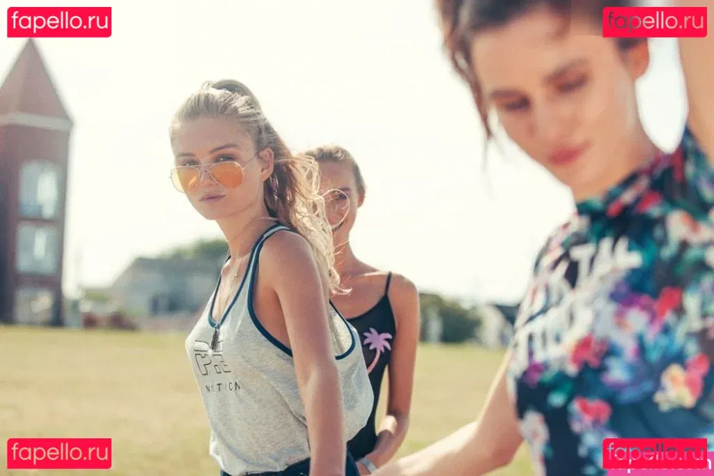 Julia Wulf Onlyfans Photo Gallery 