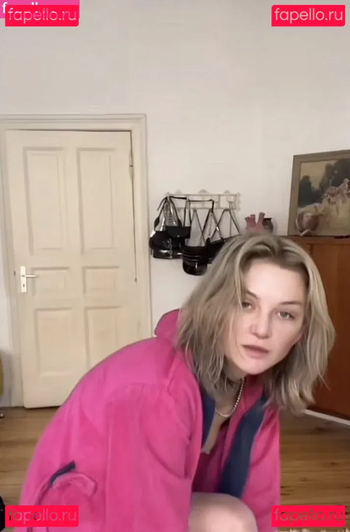 Julia Wulf Onlyfans Photo Gallery 